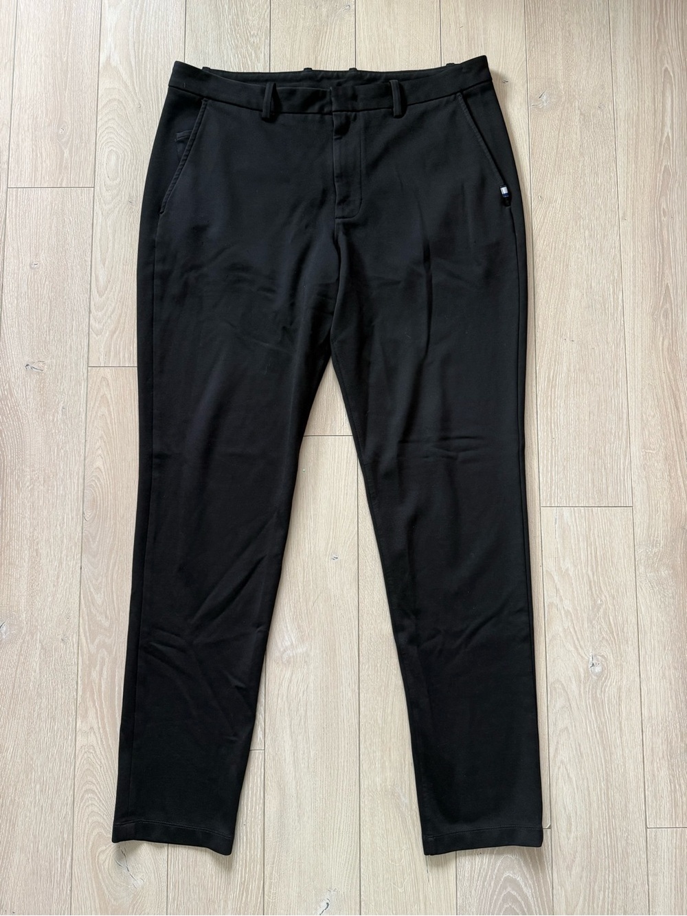 Kit and Ace Men’s Black Tapered Pants Size 36